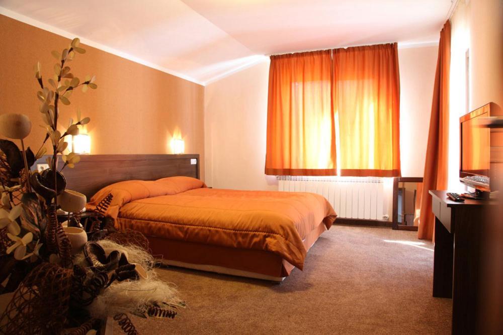 Villa Двете Къщи В Планината Beli Osŭm Exterior foto